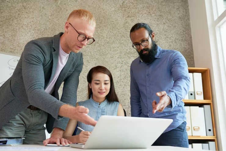 Demand Side Platform Management for Startups