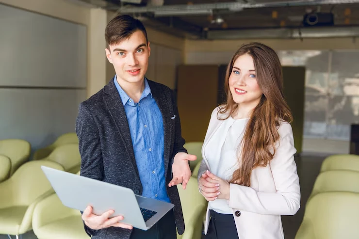 Independent Ad Buying for Fintech Startups