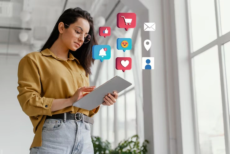 Social Media Marketing (SMM)