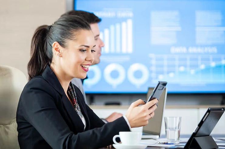 Transparent Ad Buyers For mid-market Brands