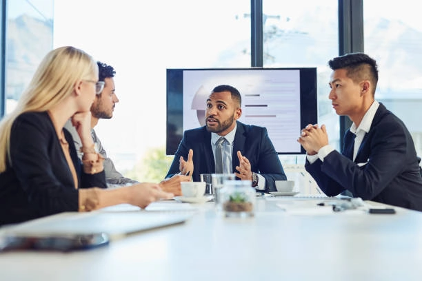 Shareholder relations expert