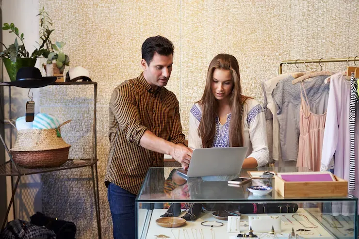 Ecommerce Advertising Buying Strategy and Spend Control