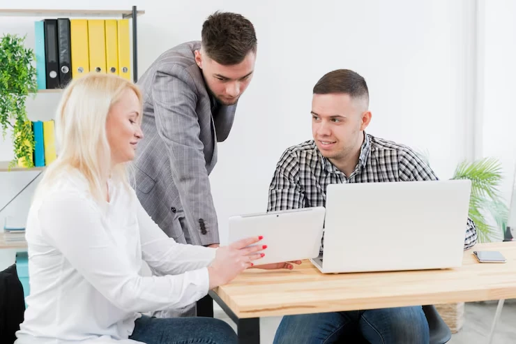 SaaS Advertising Partner Flat Fee Services